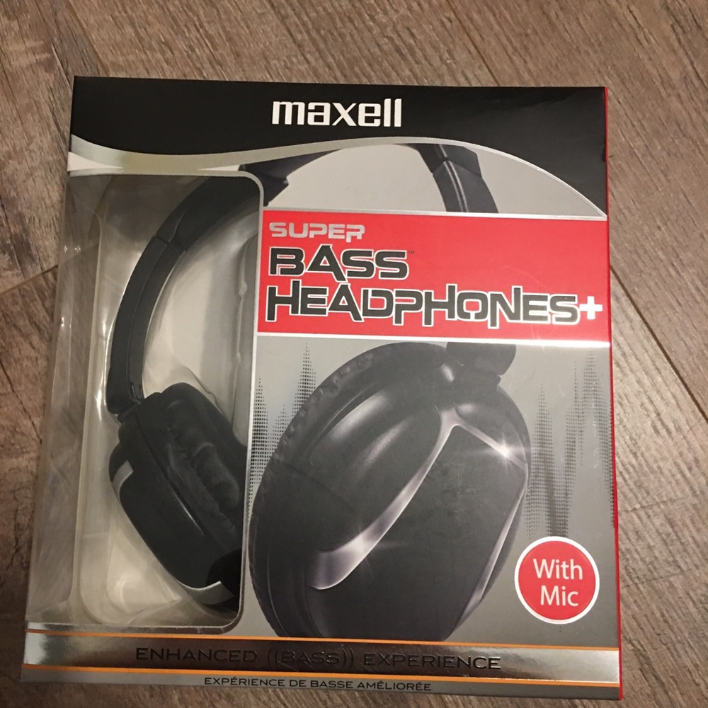 Maxwell beats style headphones